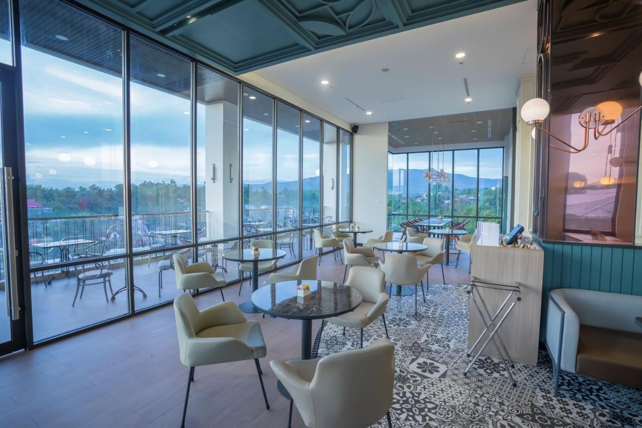 Luwansa Hotel And Convention Center Manado Zewnętrze zdjęcie
