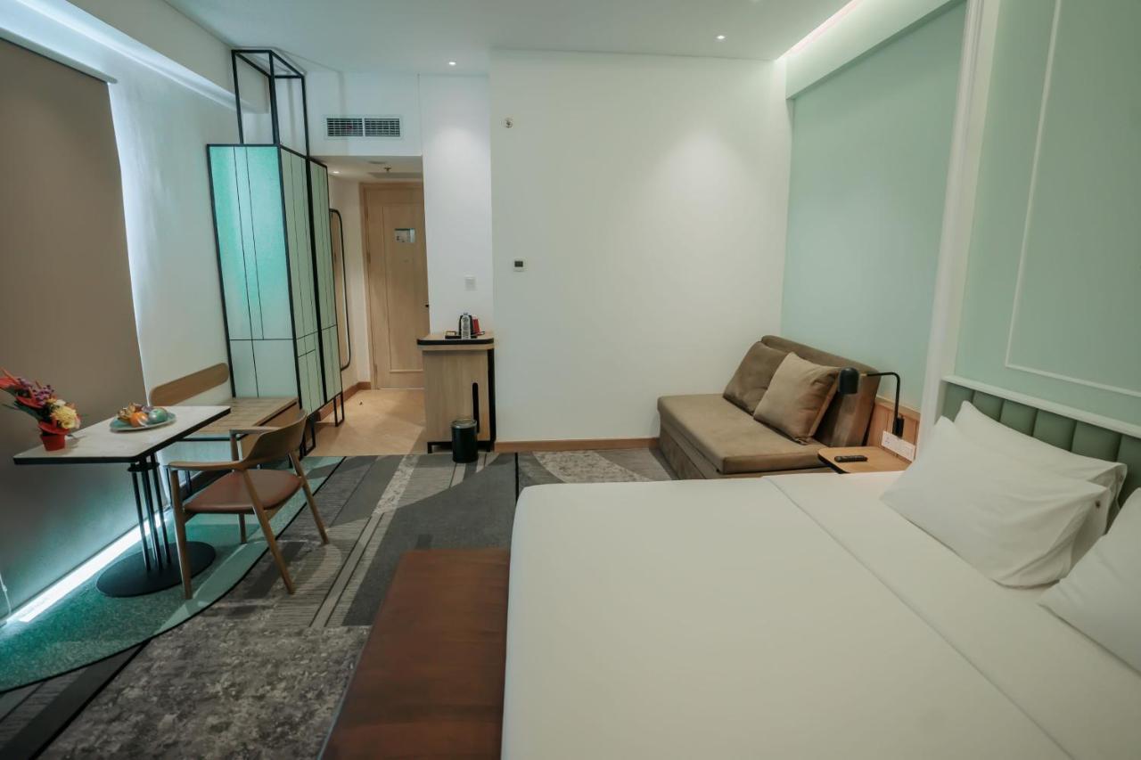 Luwansa Hotel And Convention Center Manado Zewnętrze zdjęcie
