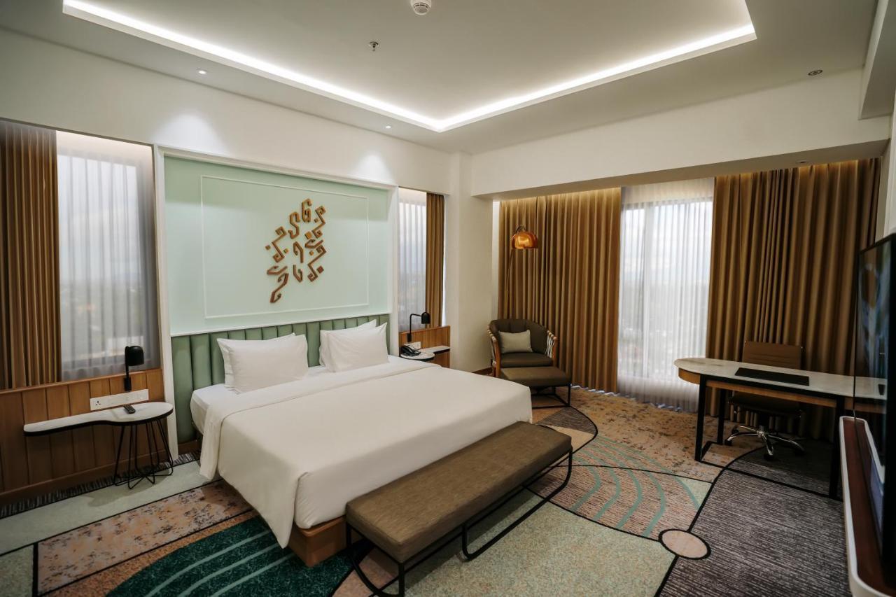 Luwansa Hotel And Convention Center Manado Zewnętrze zdjęcie