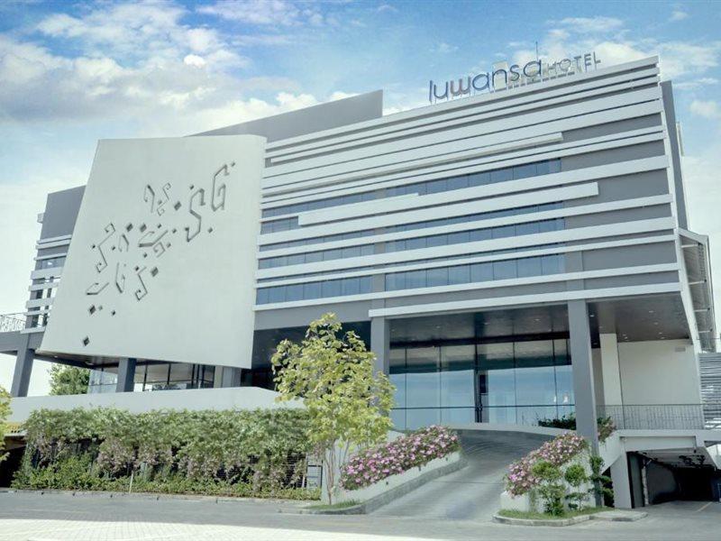 Luwansa Hotel And Convention Center Manado Zewnętrze zdjęcie
